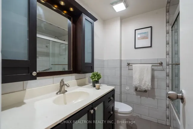 Additional image 24 of 2 Dailing Gate Unit 9