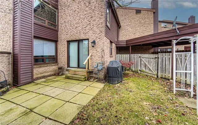 Additional image 4 of 28 Underhill Cres Unit 11