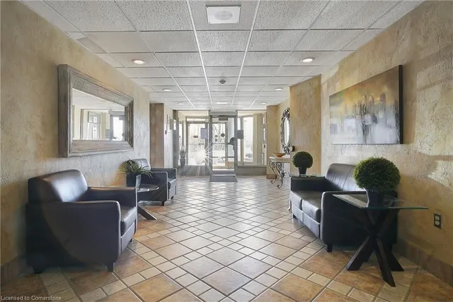 Additional image 11 of 55 Green Valley Dr Unit 411