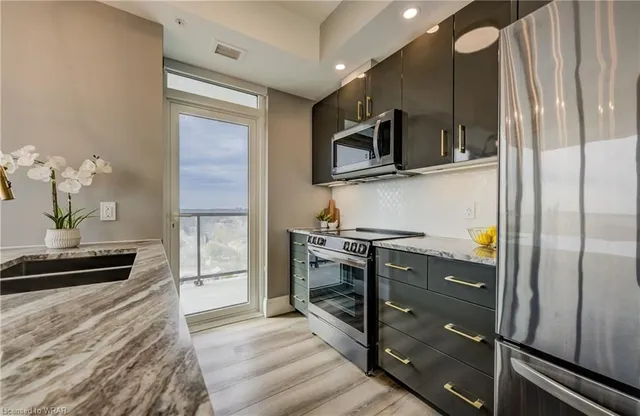 Additional image 15 of 108 Garment St Unit 1805