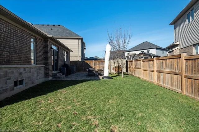 Additional image 40 of 219 Falconridge Dr