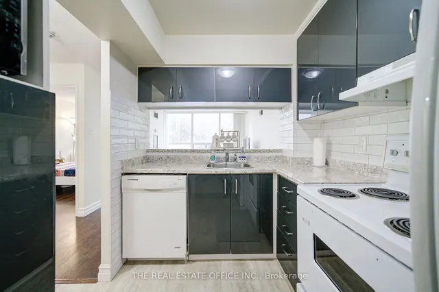 Additional image 13 of 3050 Ellesmere Rd Unit 310