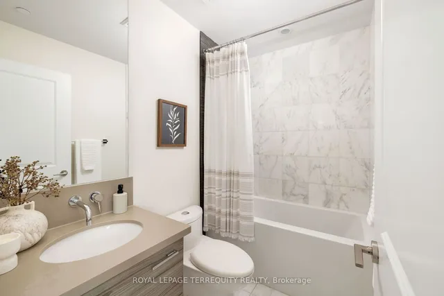 Additional image 29 of 33 Shore Breeze Dr Unit 3401