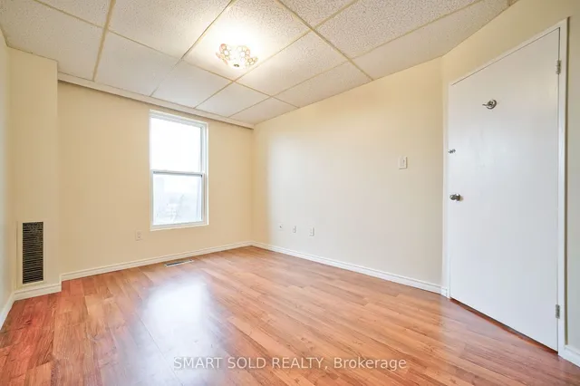 Additional image 31 of 165 Cherokee Blvd Unit 206