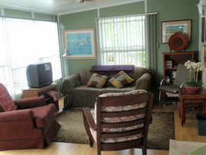 Additional image 4 of 490 Empire Rd