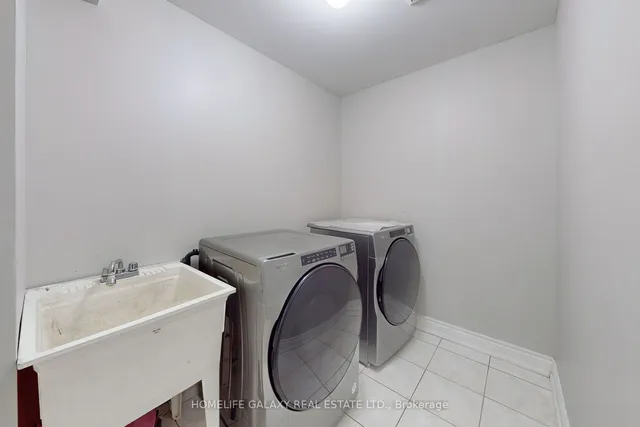 Additional image 12 of 4 Sirius Cres