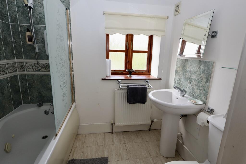 Additional image 7 of Pilton  - (Centre of the village with parking and garden)