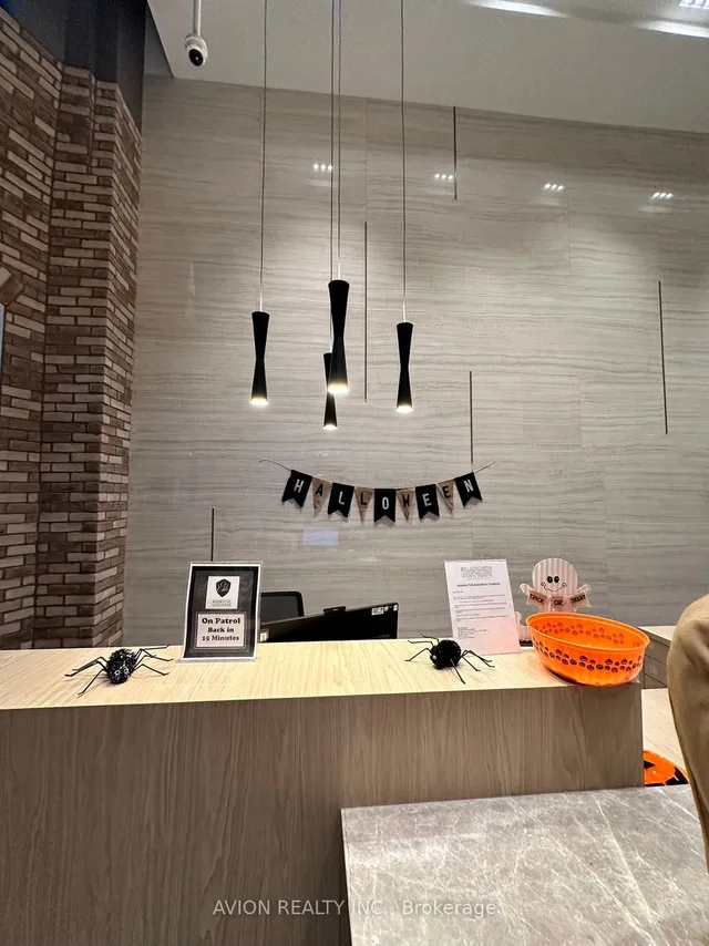 Additional image 25 of 47 Mutual St Unit 505