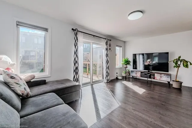 Additional image 7 of 15 Pony Way