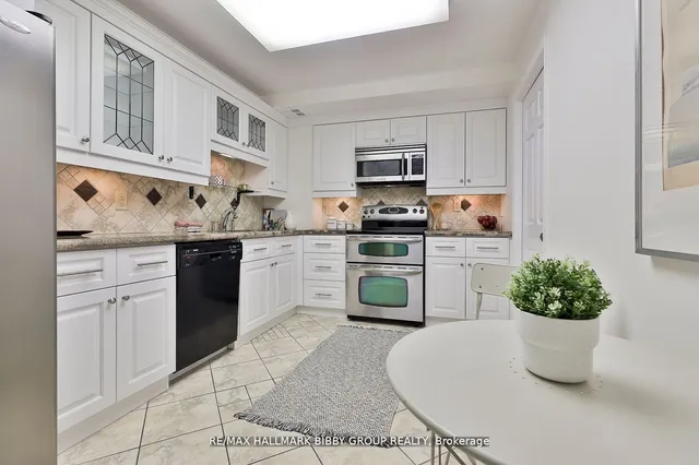 Additional image 10 of 160 Frederick St Unit 803