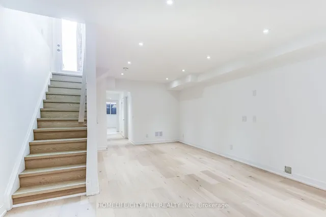 Additional image 30 of 73 Melville Ave