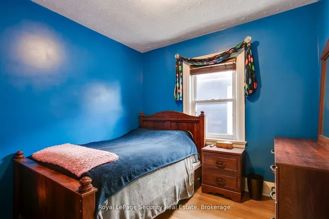 Additional image 20 of 94 Fairbank Ave