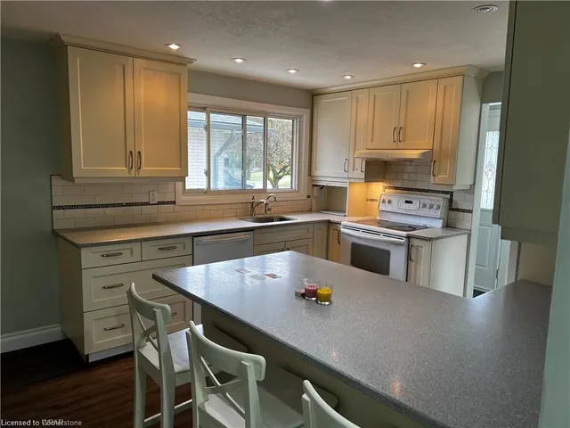 Additional image 12 of 34 Appalachian Cres