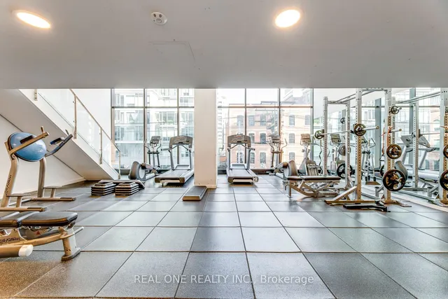 Additional image 26 of 629 King St Unit 913