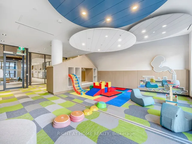 Additional image 18 of 225 Sumach St Unit 1310