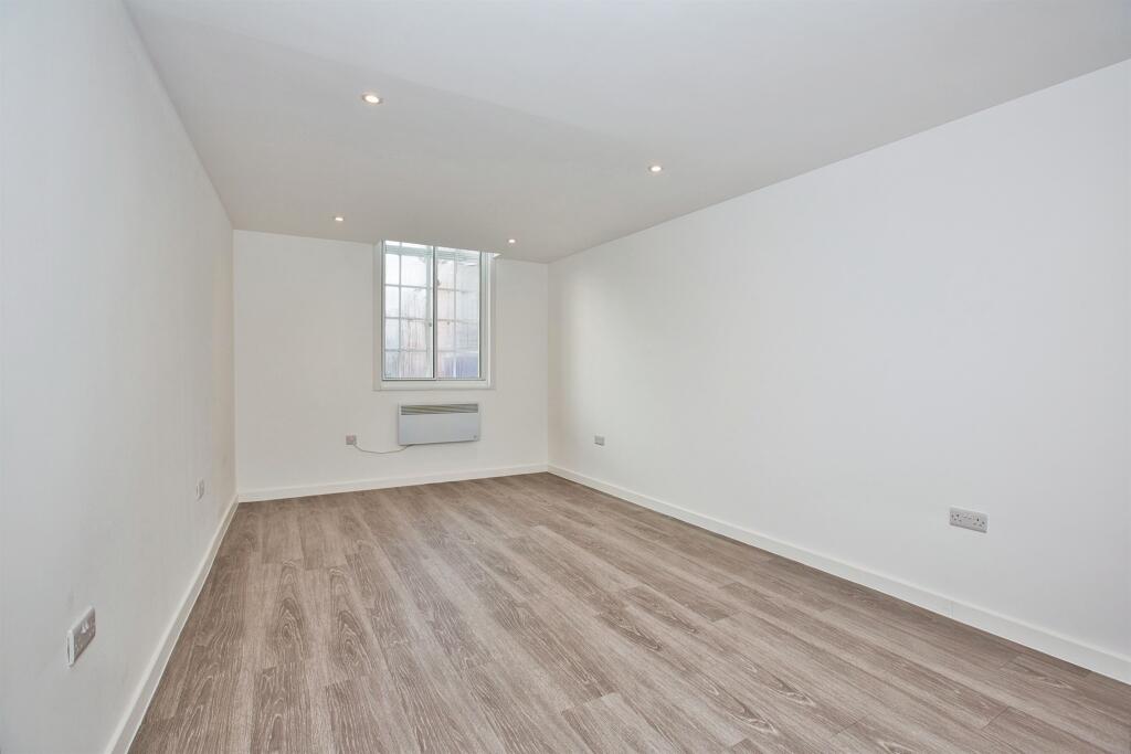 Additional image 7 of Middle Street, Yeovil