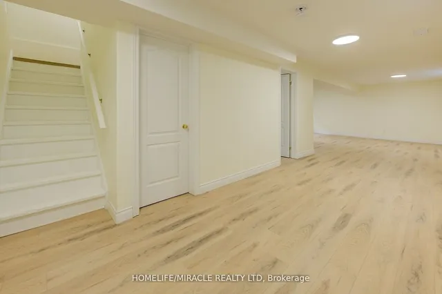 Additional image 30 of 6 Resurrection Dr