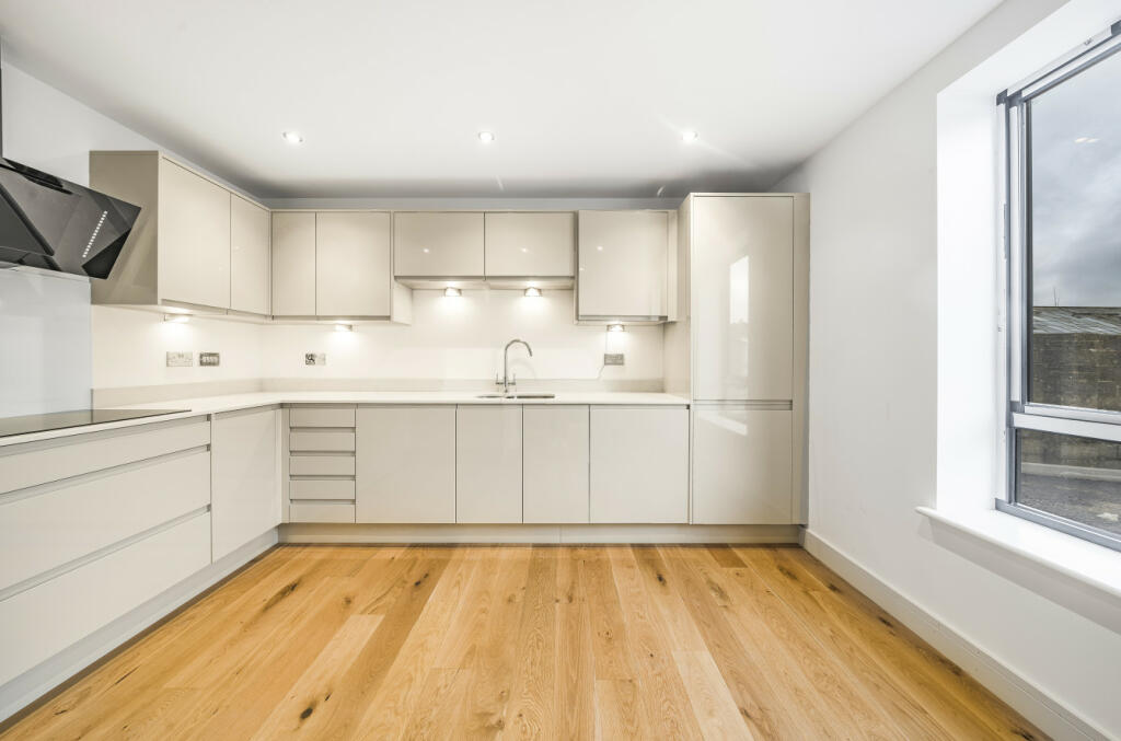 Additional image 5 of Victoria Mews, Frome, BA11