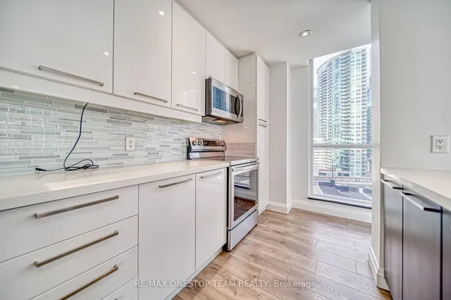 Additional image 10 of 218 Queens Quay Unit 1002