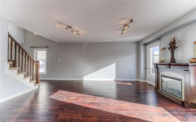 Additional image 28 of 35 Sassafras St