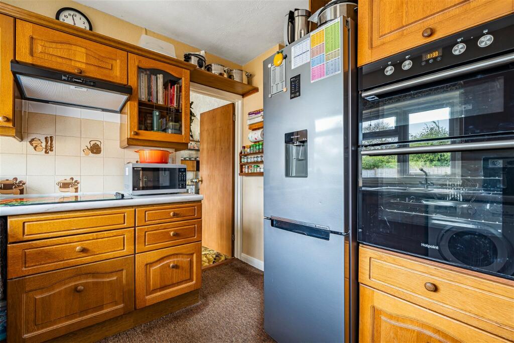 Additional image 3 of Treetops, Leystone Close, Frome BA11 2JY