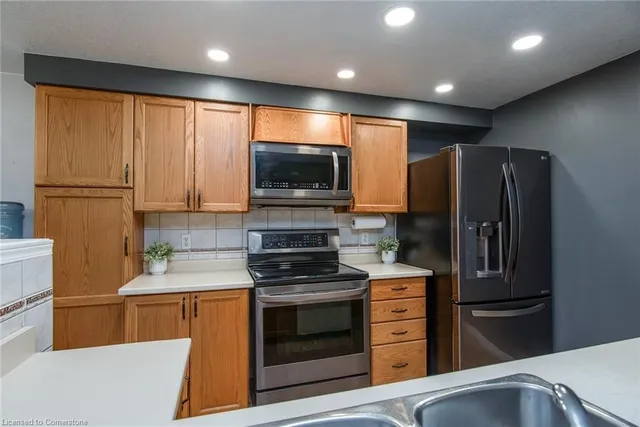 Additional image 16 of 43 Cotton Grass St