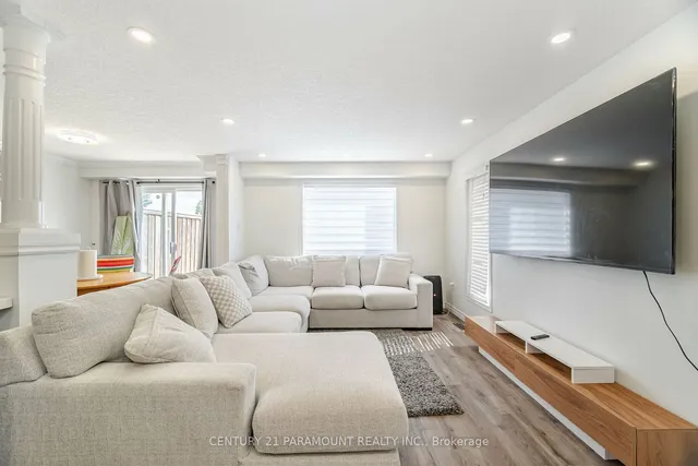 Additional image 16 of 78 PERIWINKLE St