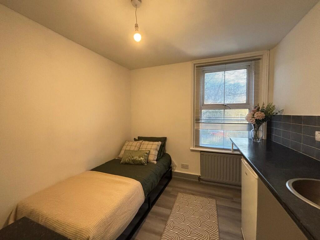 Additional image 5 of Everton Road, Yeovil