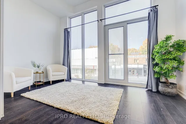 Additional image 10 of 2020 Bathurst St Unit 220