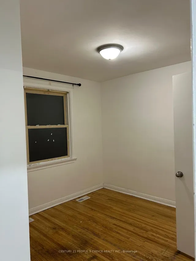 Additional image 11 of 43 Graylee Ave