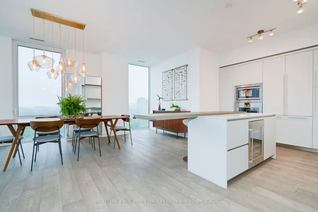 Additional image 8 of 128 Pears Ave Unit 1002