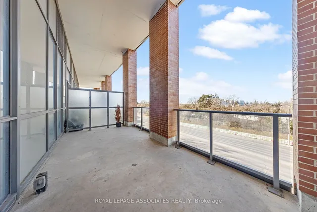 Additional image 18 of 36 Forest Manor Rd Unit 106