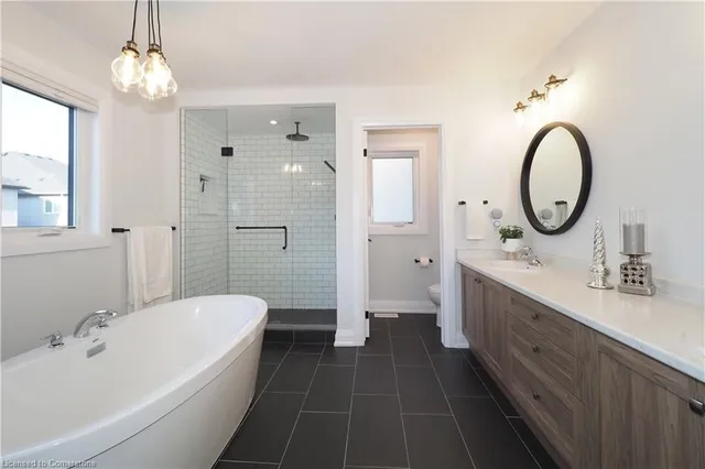 Additional image 31 of 258 Sedgewood St