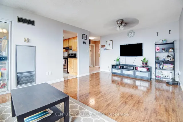 Additional image 16 of 10 Markbrook Lane Unit 1410