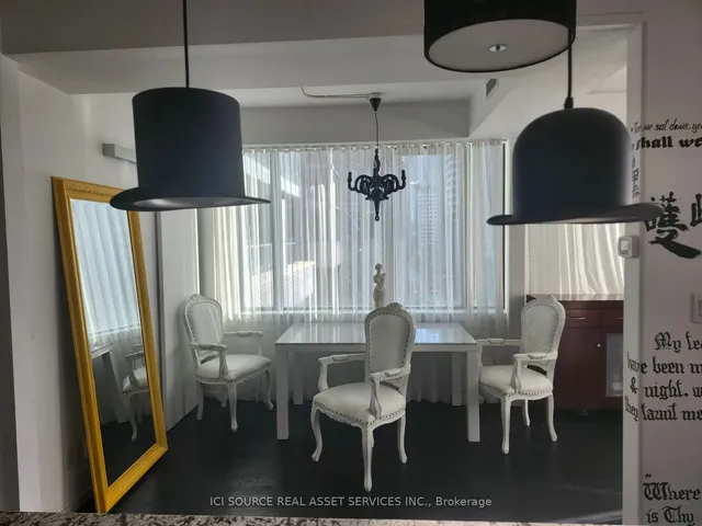 Additional image 7 of 8 Charlotte St Unit 507