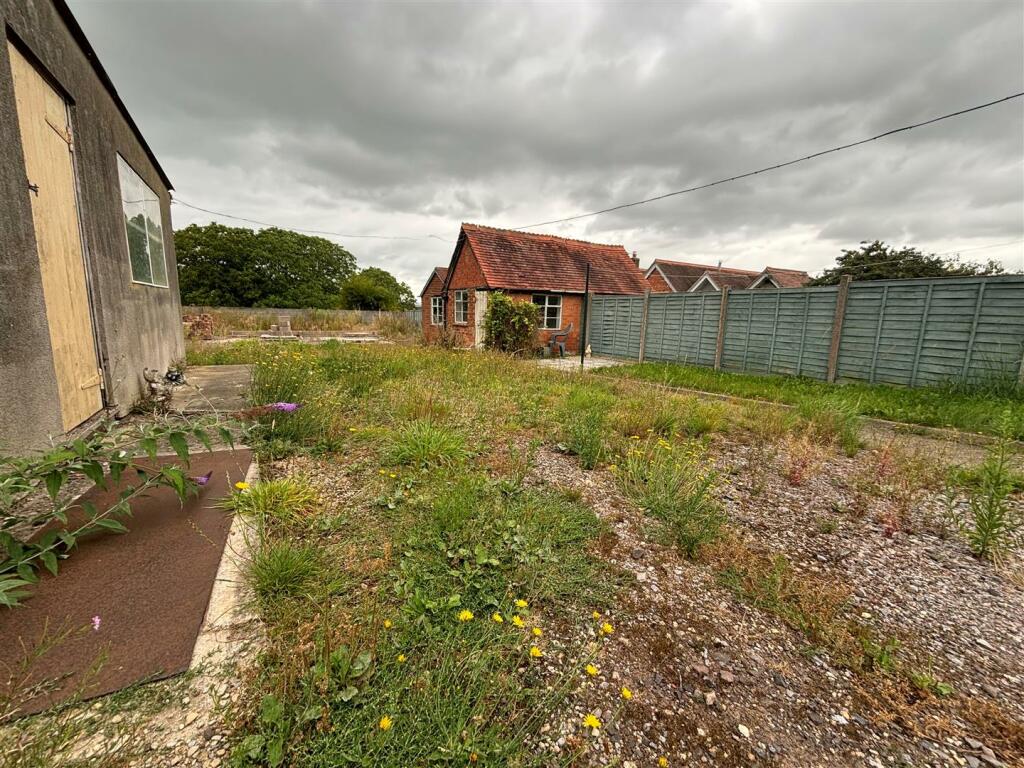 Additional image 9 of Victoria Gardens, Henstridge, Templecombe