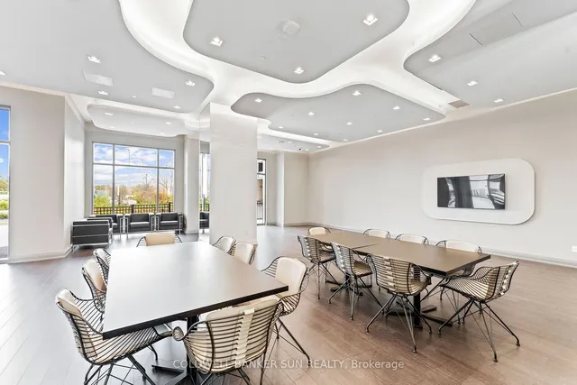 Additional image 38 of 30 Meadowglen Pl Unit 304