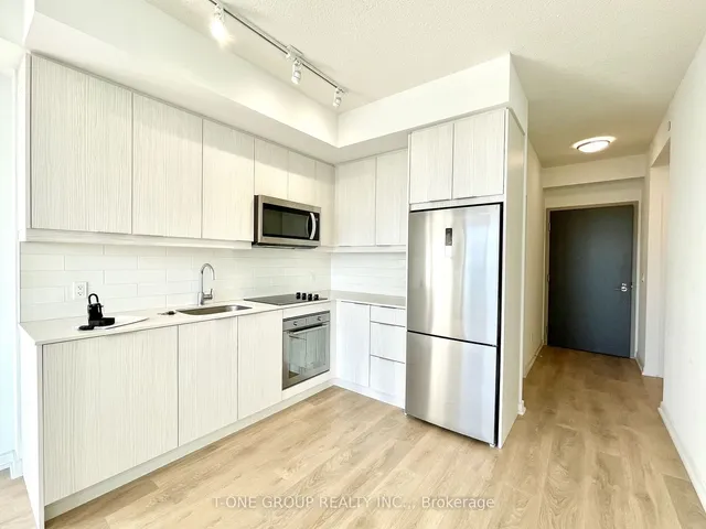 Additional image 3 of 36 Forest Manor Rd Unit 806