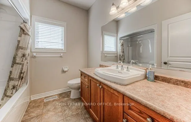 Additional image 28 of 43 Frey Cres