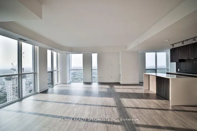 Additional image 6 of 1 Yorkville Ave Unit 5102