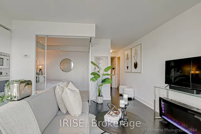 Additional image 13 of 955 Bay St Unit 2710