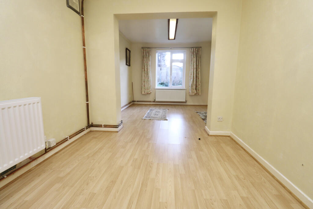 Additional image 4 of Portland Road, Street