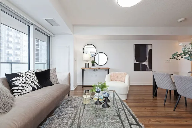 Additional image 18 of 225 Village Green Sq Unit 607