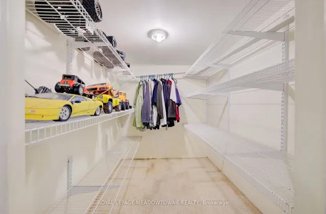 Additional image 22 of 336 Vanier Dr