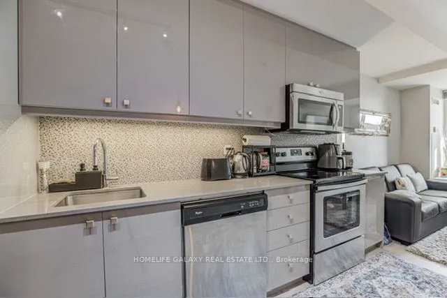 Additional image 9 of 760 The Queens Way Unit 212