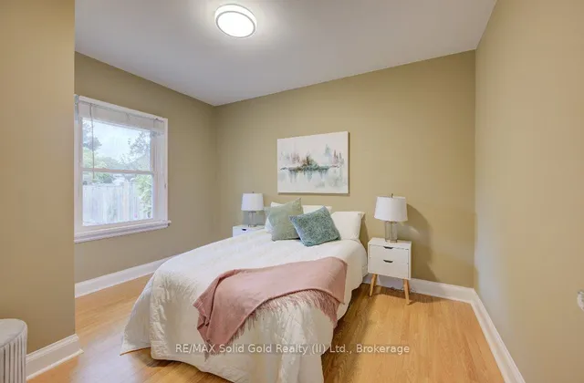 Additional image 11 of 142 Spadina Rd