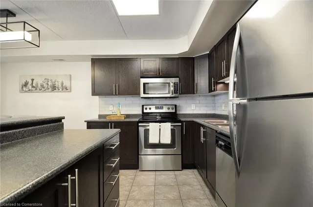 Additional image 5 of 950 Highland Rd Unit 1