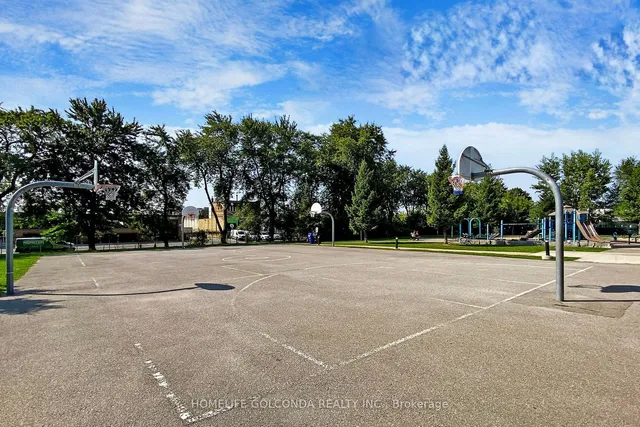 Additional image 28 of 160 Vanderhoof Ave Unit 618