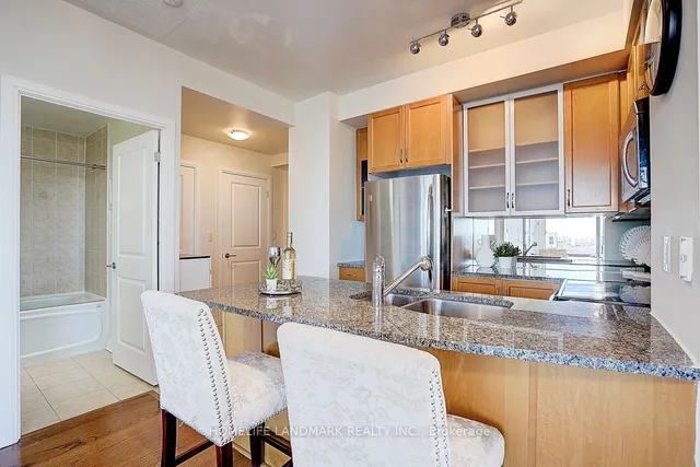 Additional image 9 of 18 Yorkville Ave Unit 2109