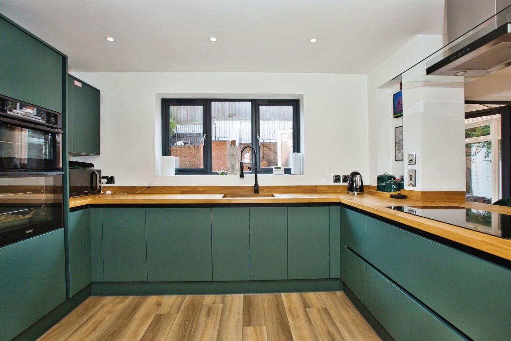 Additional image 5 of Shelley Close, Yeovil